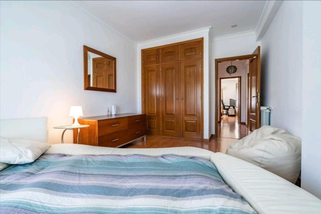 Enya Apartment Mafra Luaran gambar