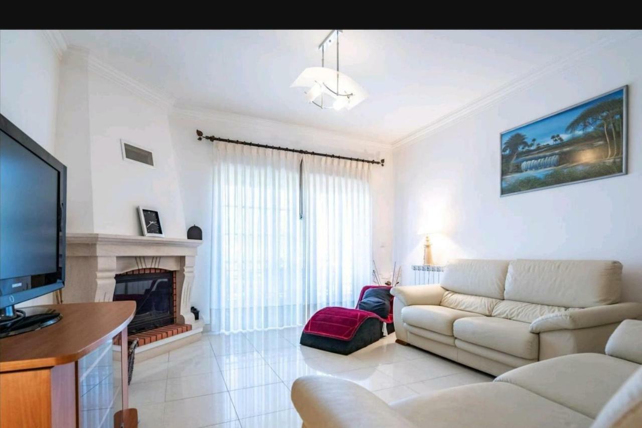 Enya Apartment Mafra Luaran gambar