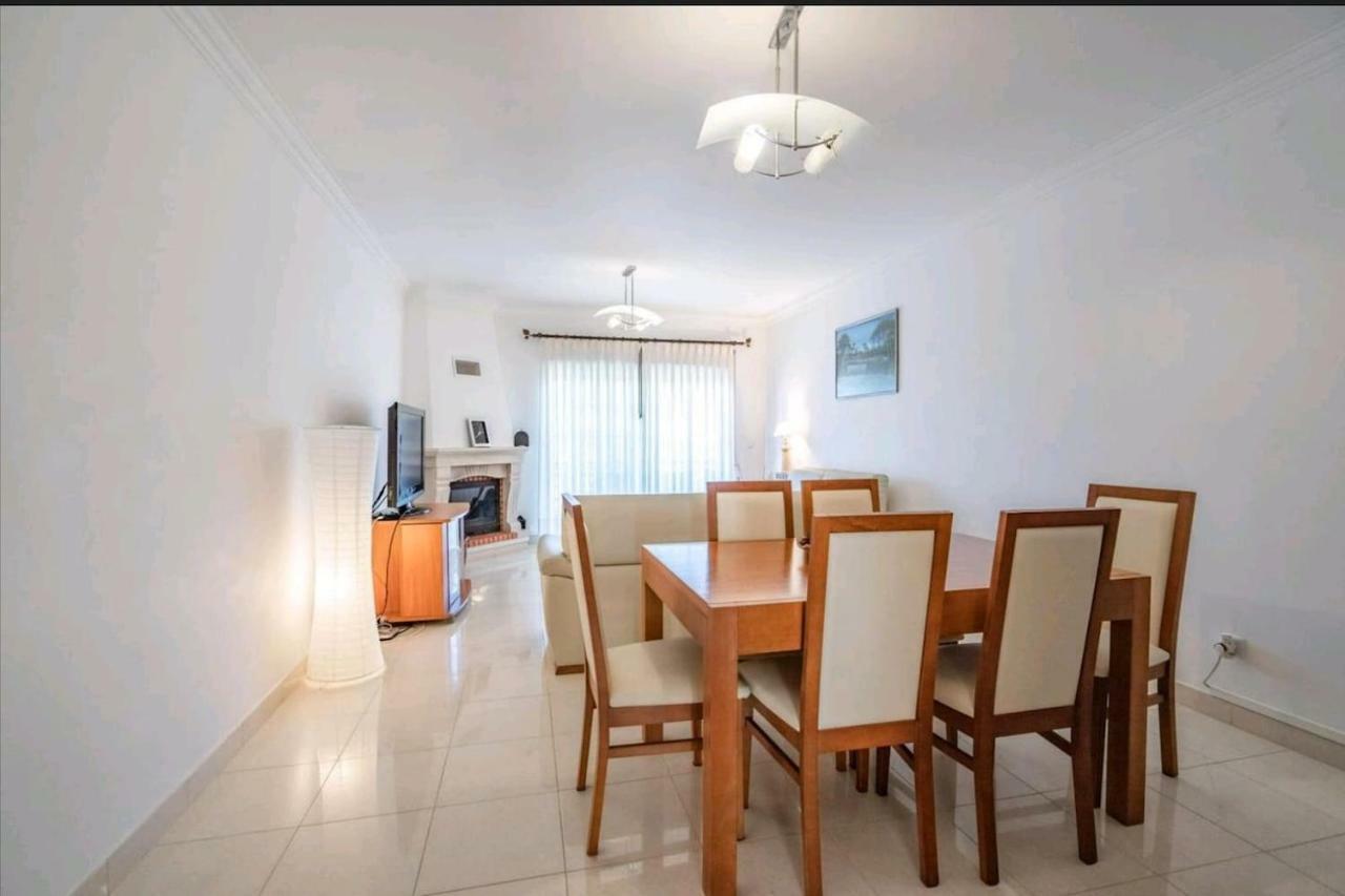 Enya Apartment Mafra Luaran gambar